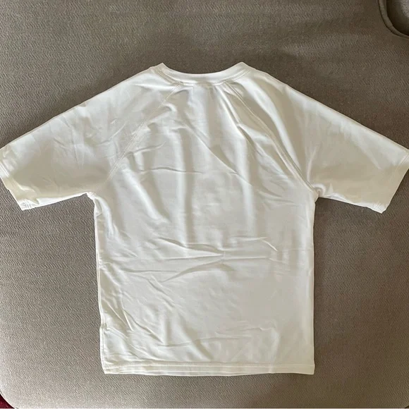 OLD NAVY BOYS RASHGUARD - Picture 2 of 2